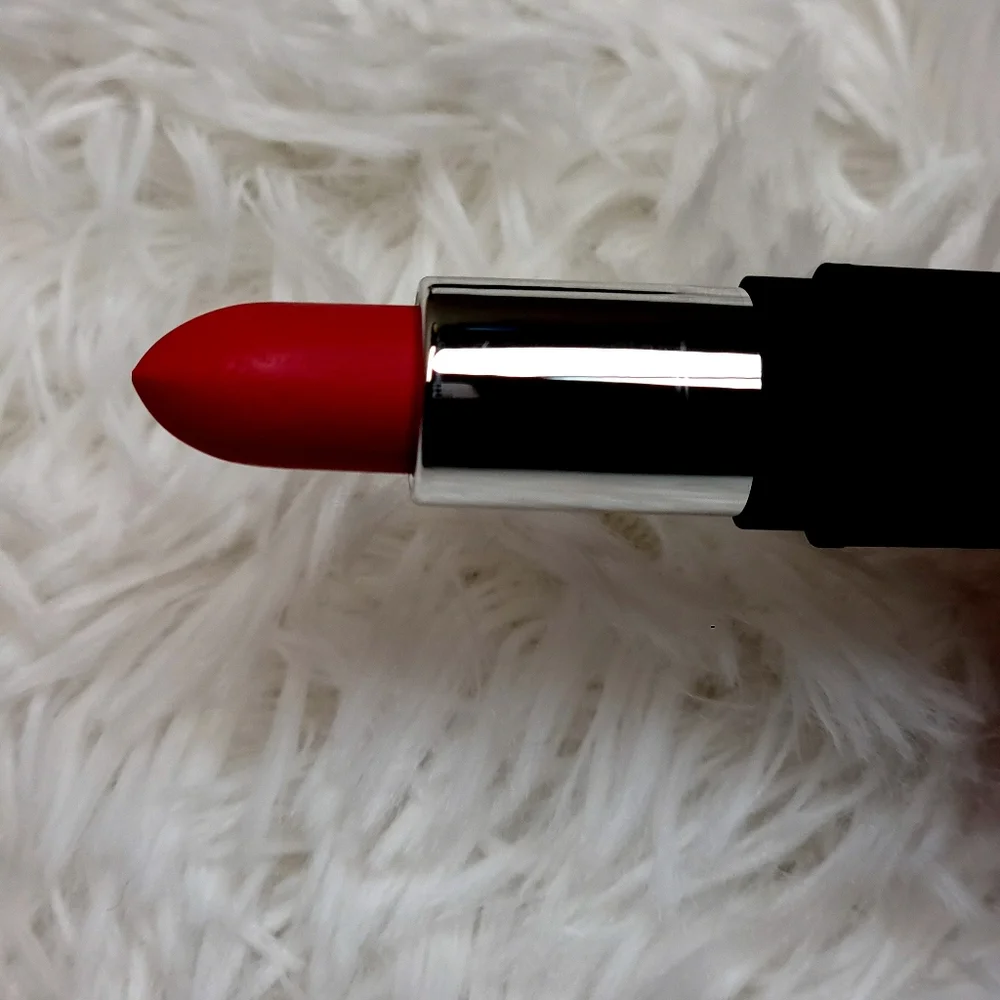 Farmasi Matte Lipstick 09 Matte Pink NWT